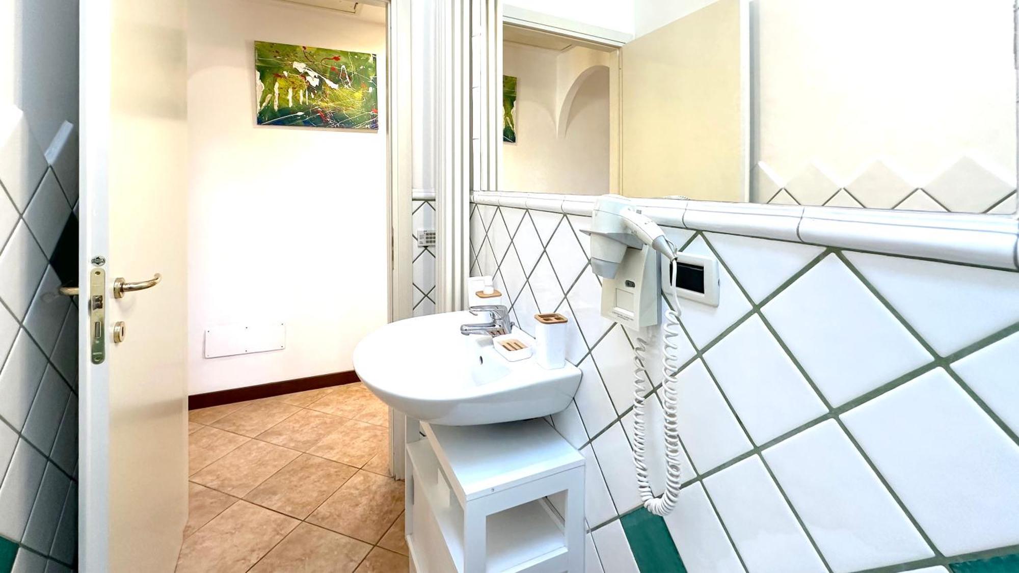 Int 4 - Suite Edoardo By Residence San Luca Bologna Exterior photo